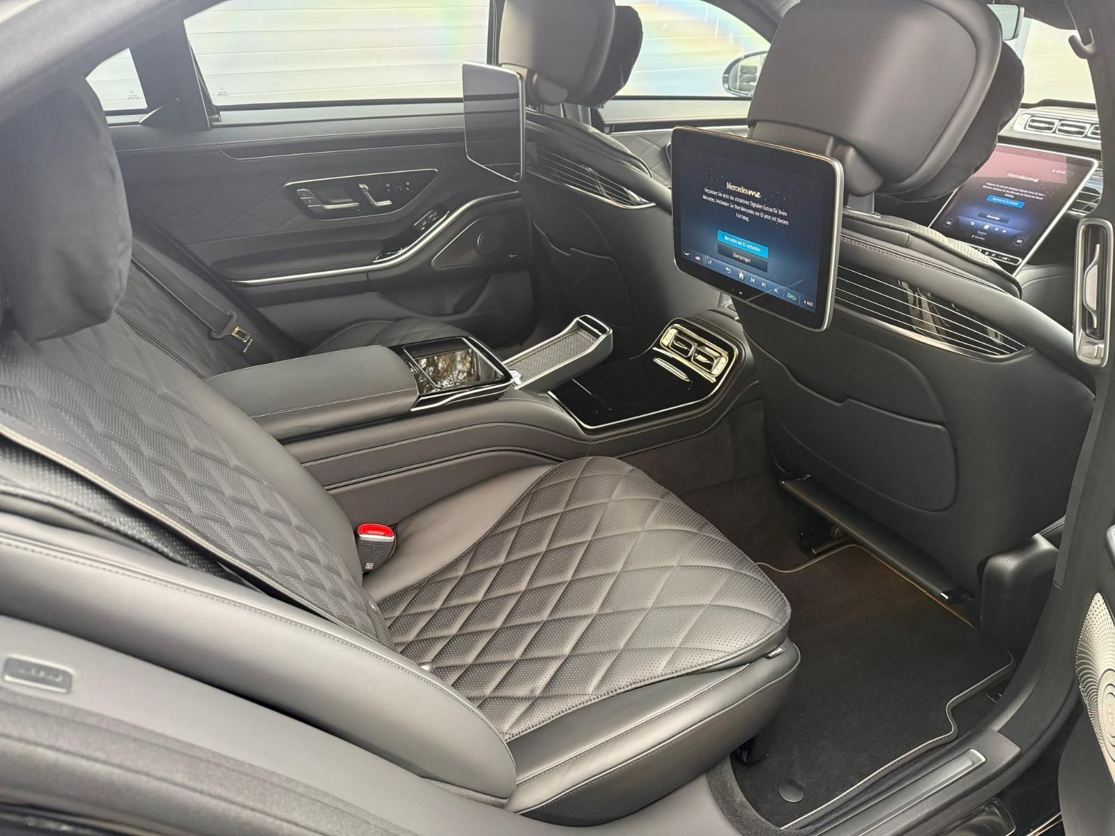 Mercedes-Benz S klasa 2024 g.p S680 VR10 Blindirani, fotografija 7
