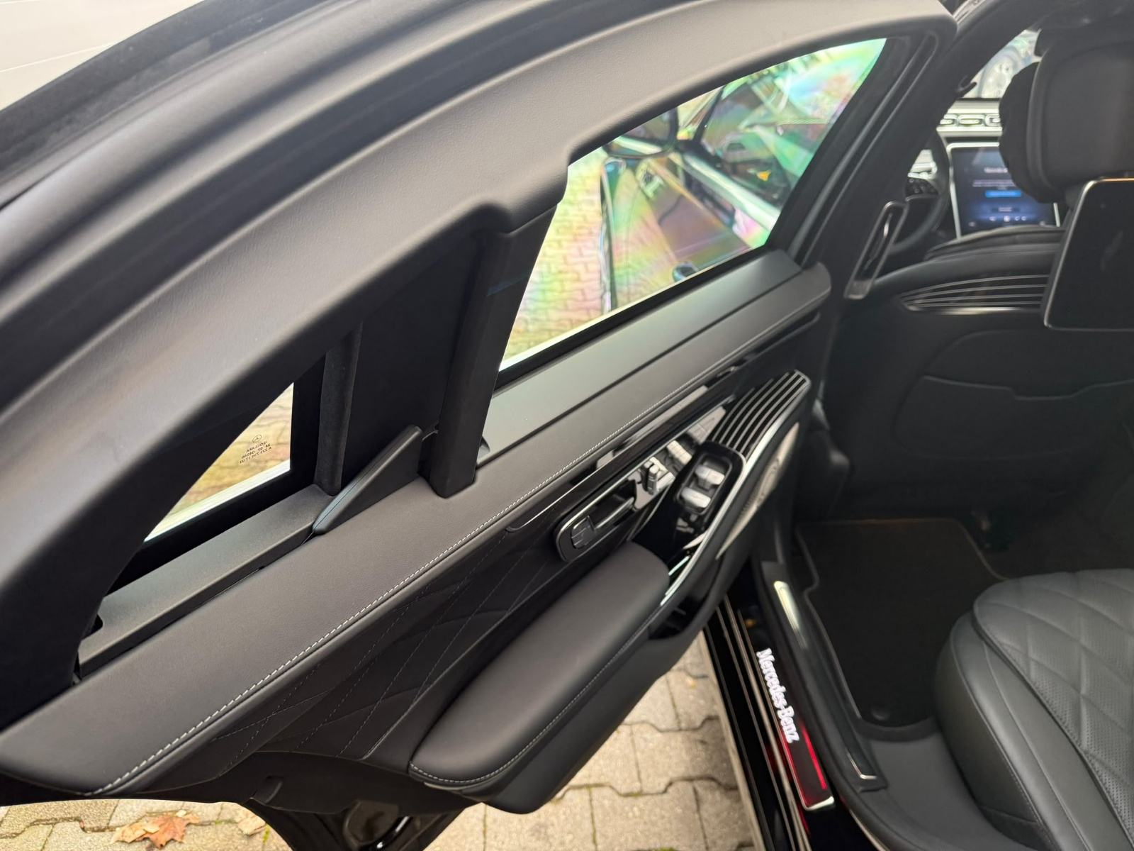 Mercedes-Benz S klasa 2024 g.p S680 VR10 Blindirani, fotografija 16