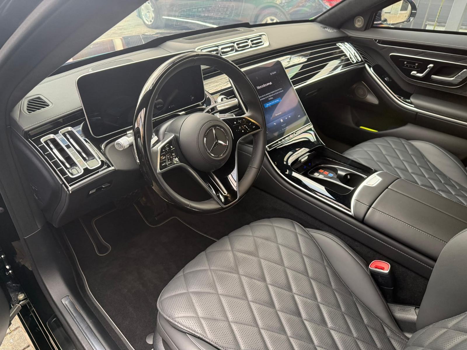 Mercedes-Benz S klasa 2024 g.p S680 VR10 Blindirani, fotografija 14