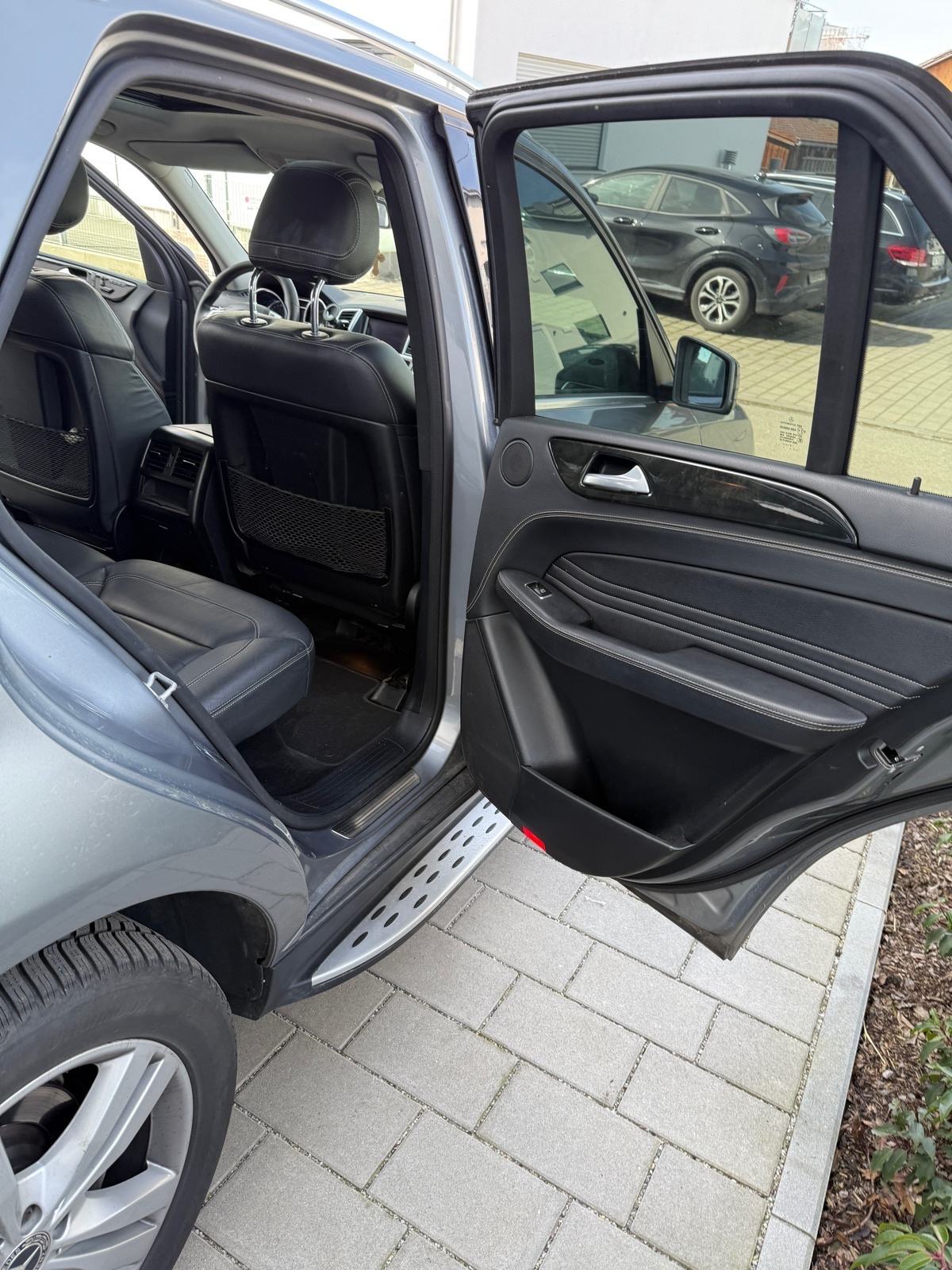 Mercedes-Benz M-klasa ML 350 4MATIC automatik, fotografija 15