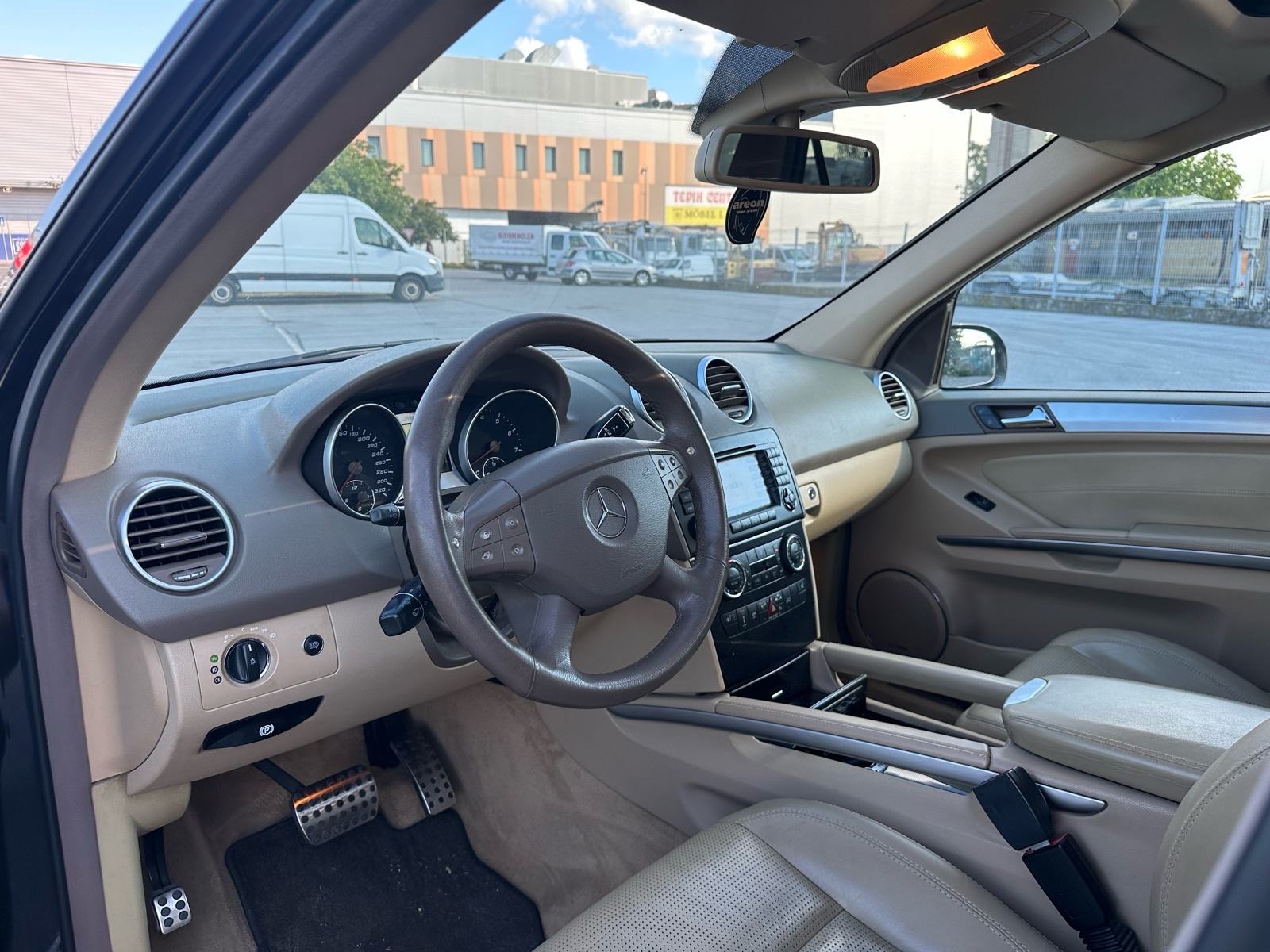 Mercedes-Benz M-klasa ML 63 AMG, fotografija 10