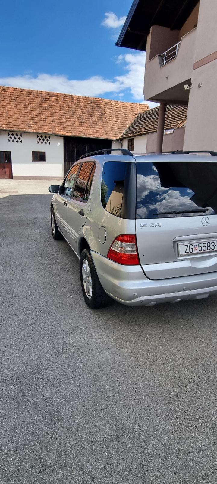 Mercedes-Benz ML 270cdi sa 7 sjedala ručni mjenjač, fotografija 14