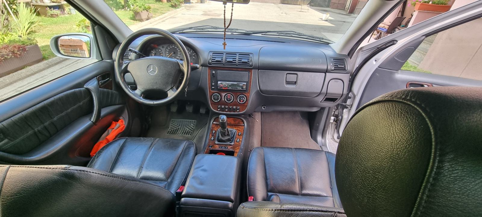 Mercedes-Benz ML 270cdi sa 7 sjedala ručni mjenjač, fotografija 11