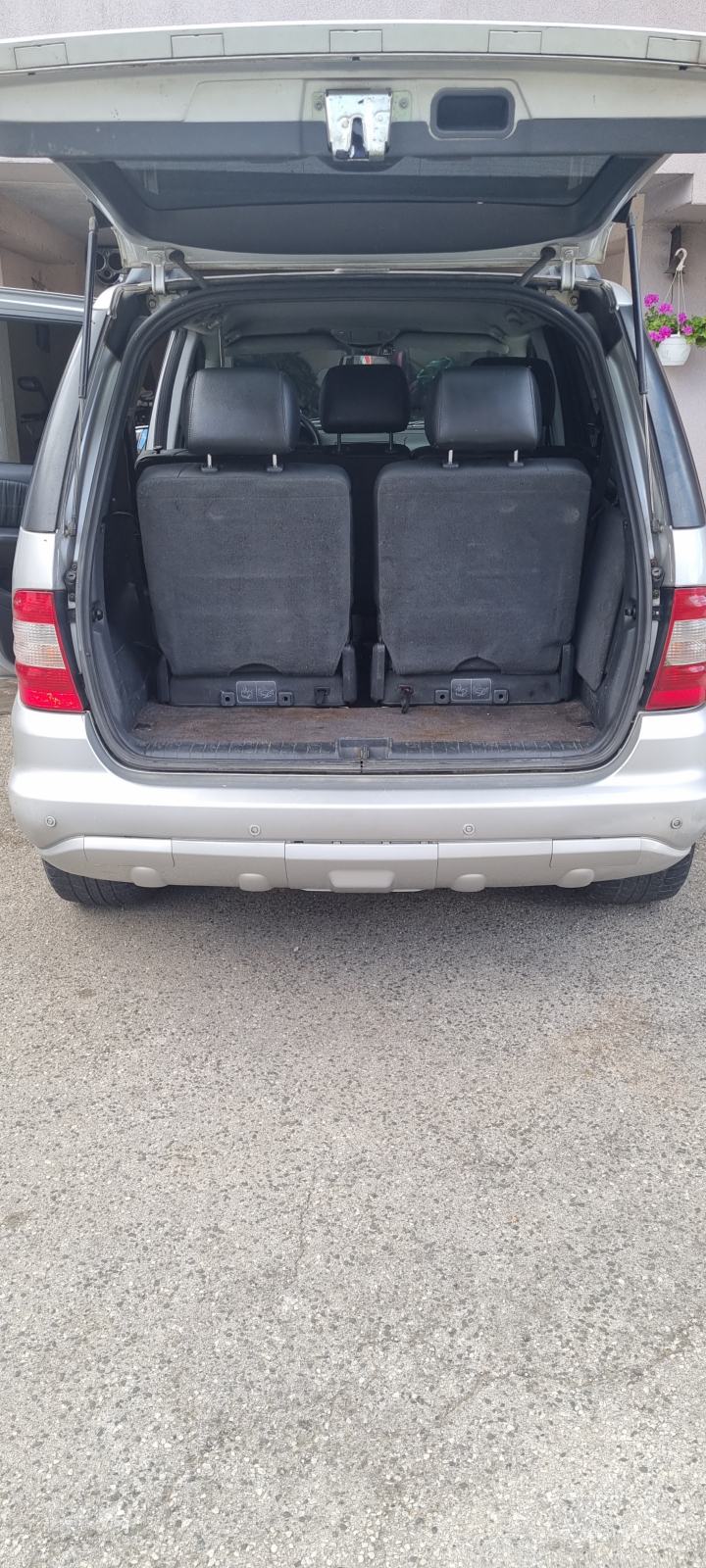 Mercedes-Benz ML 270cdi sa 7 sjedala ručni mjenjač, pogled izvana - slika 3