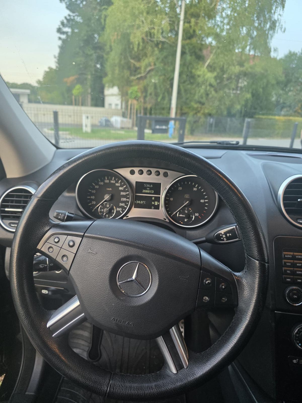Mercedes-Benz ML 320CDI automatik, fotografija 10