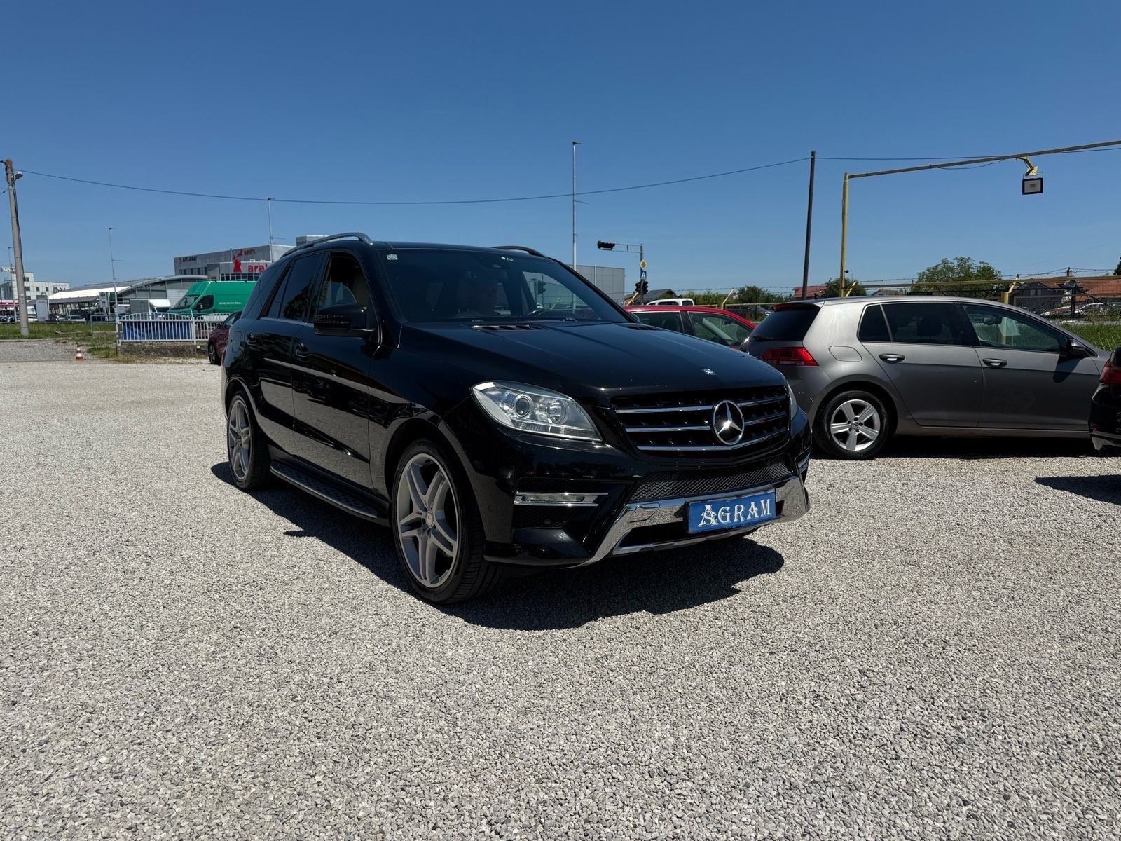 Mercedes-Benz ML 350 CDI*4 Matic*PANOR*NAVIG*R.KAMERA* automatik, fotografija 5