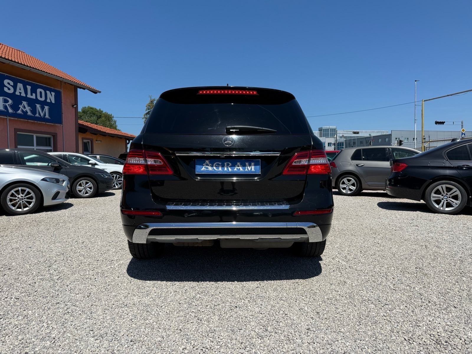Mercedes-Benz ML 350 CDI*4 Matic*PANOR*NAVIG*R.KAMERA* automatik, fotografija 7