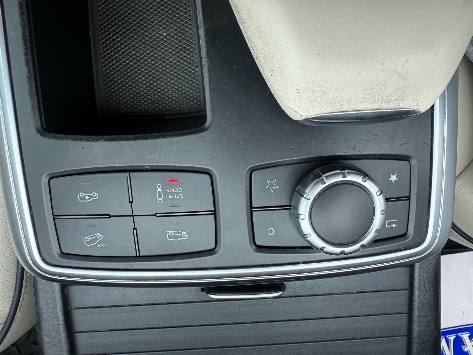 Mercedes-Benz ML 350 CDI*4 Matic*PANOR*NAVIG*R.KAMERA* automatik, fotografija 15