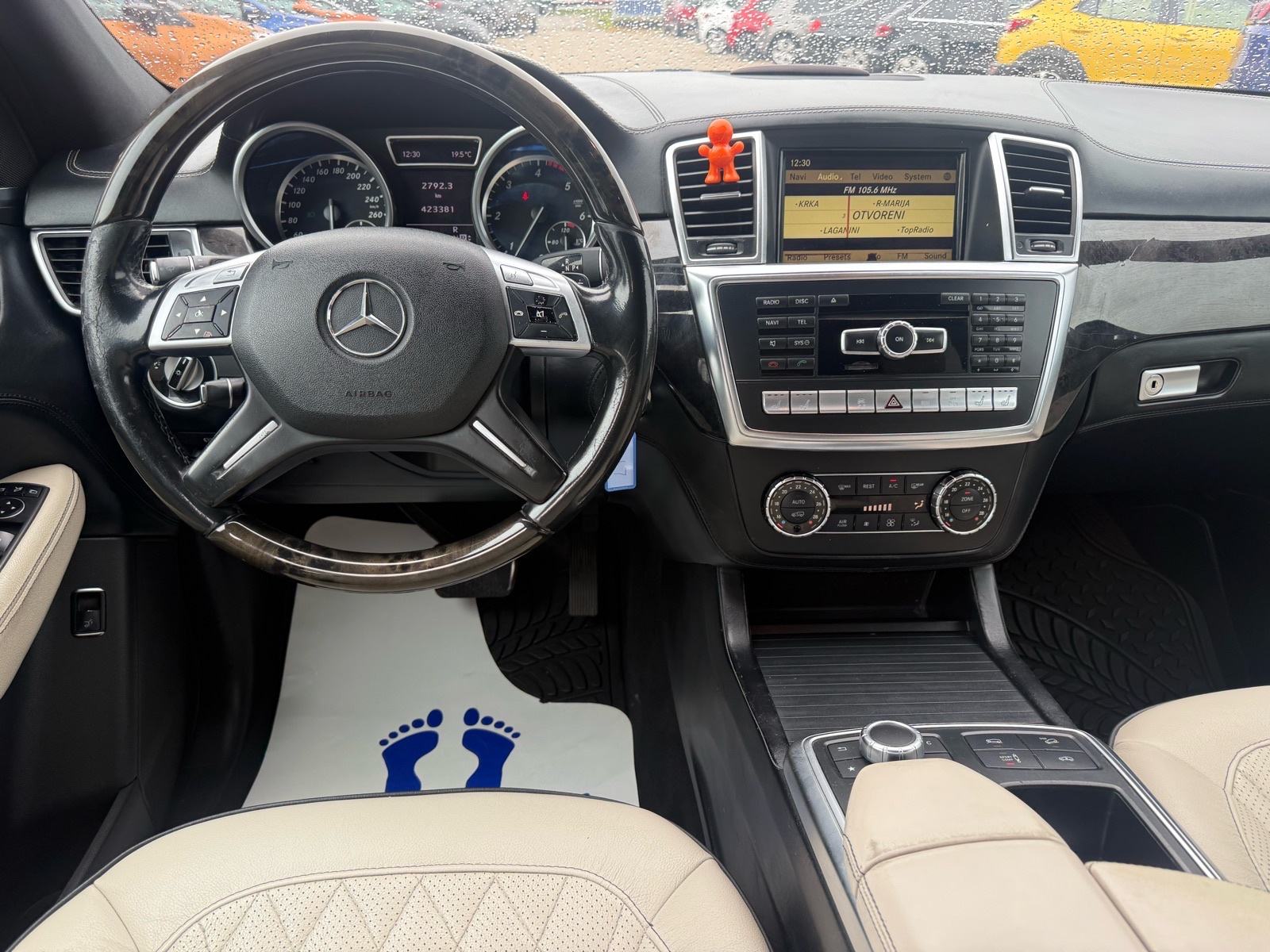 Mercedes-Benz ML 350 CDI*4 Matic*PANOR*NAVIG*R.KAMERA* automatik, fotografija 13