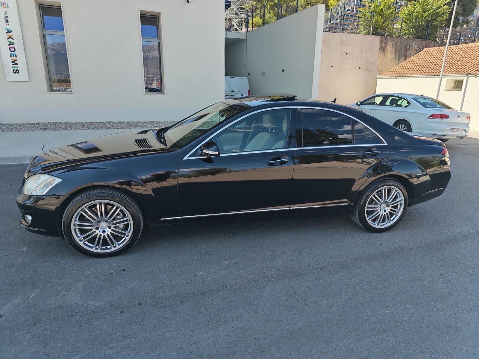 Mercedes-Benz S320cdi 4MATIC, pogled izvana - slika 3