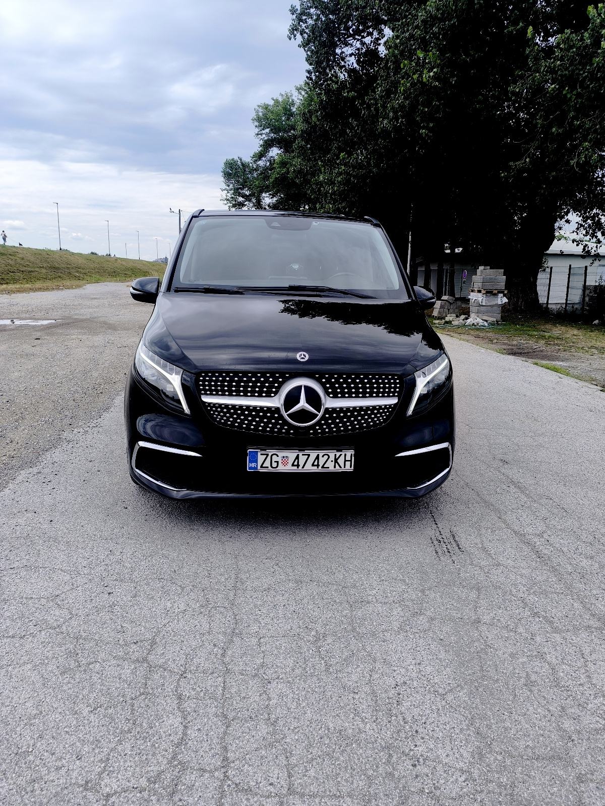 Mercedes-Benz V-klasa 220 d 2023, fotografija 2