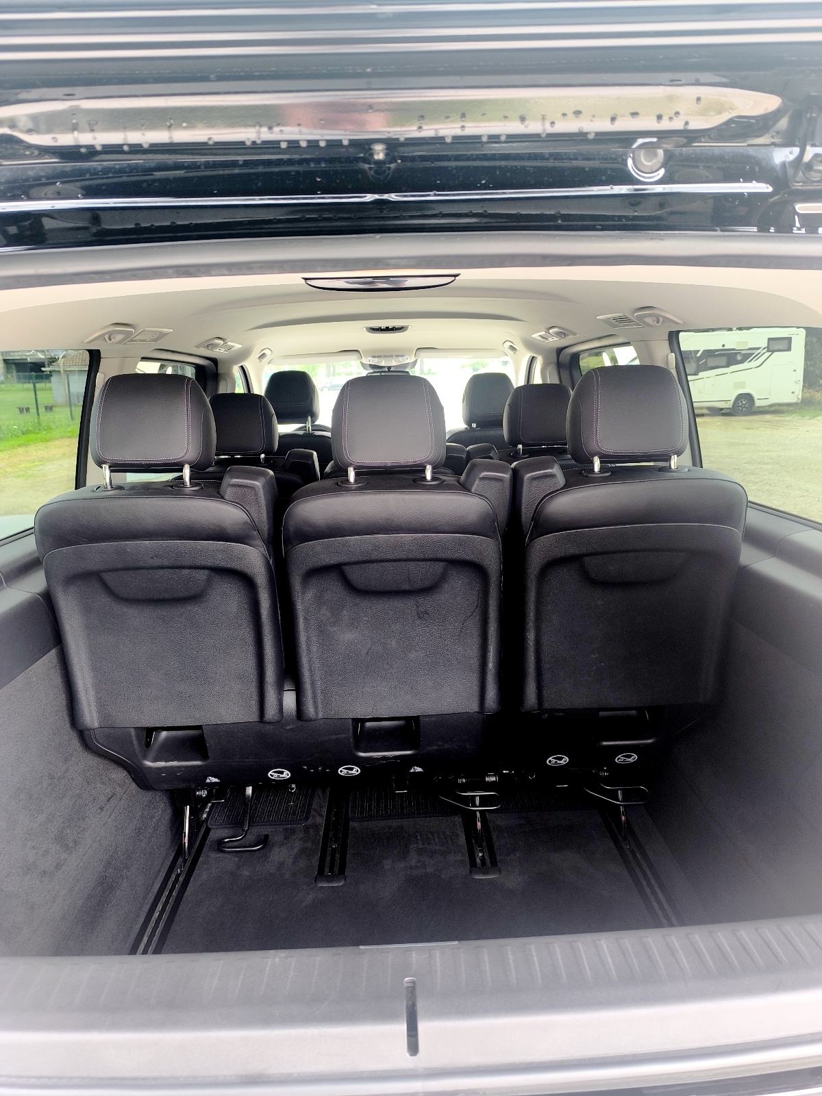 Mercedes-Benz V-klasa 220 d 2023, fotografija 7