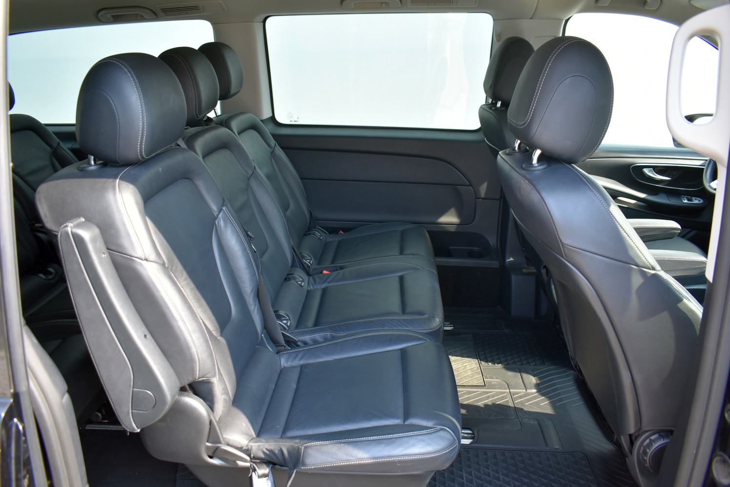 Mercedes-Benz V-klasa 220d *HR* A/T, SERVISNA, 8 SJEDALA, REG. 07/27, fotografija 4