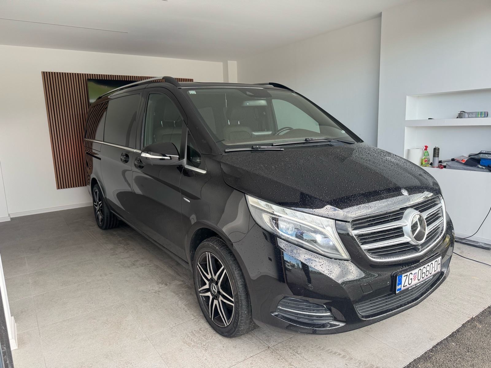 Mercedes-Benz V-klasa 250 d automatik, pogled izvana - slika 2