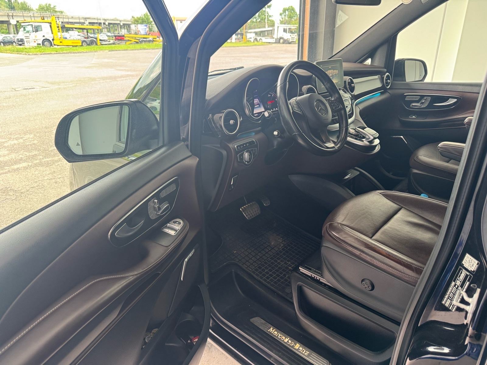 Mercedes-Benz V-klasa 250 d automatik, pogled izvana - slika 3