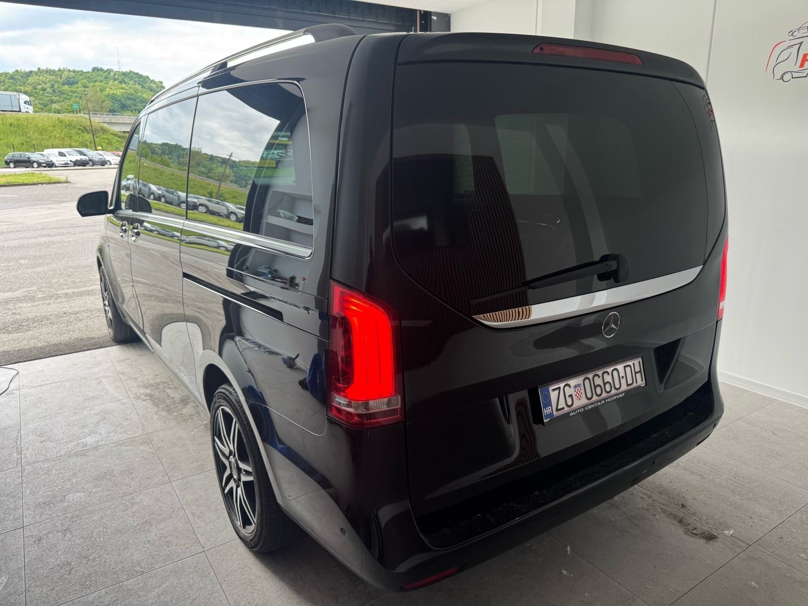 Mercedes-Benz V-klasa 250 d automatik, fotografija 11