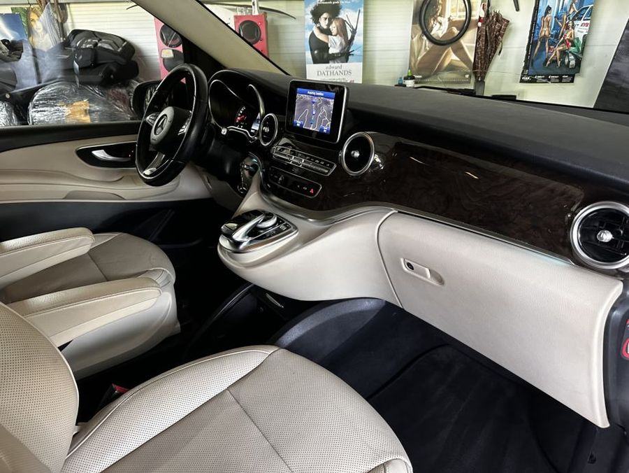 Mercedes-Benz V-klasa 250d - reg.godinu dana, fotografija 7
