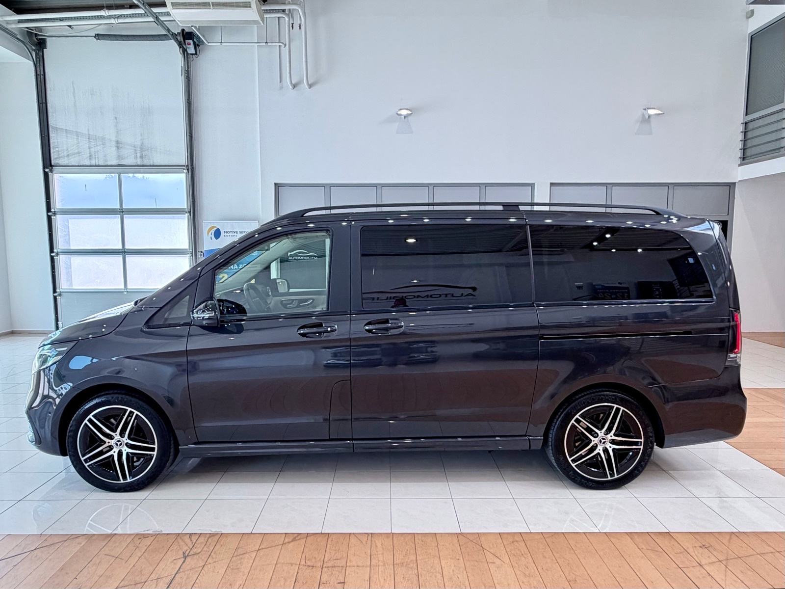 Mercedes-Benz V-klasa 300d | 4 MATIC | AMG LINE | AVANTGARDE | PANO, fotografija 4