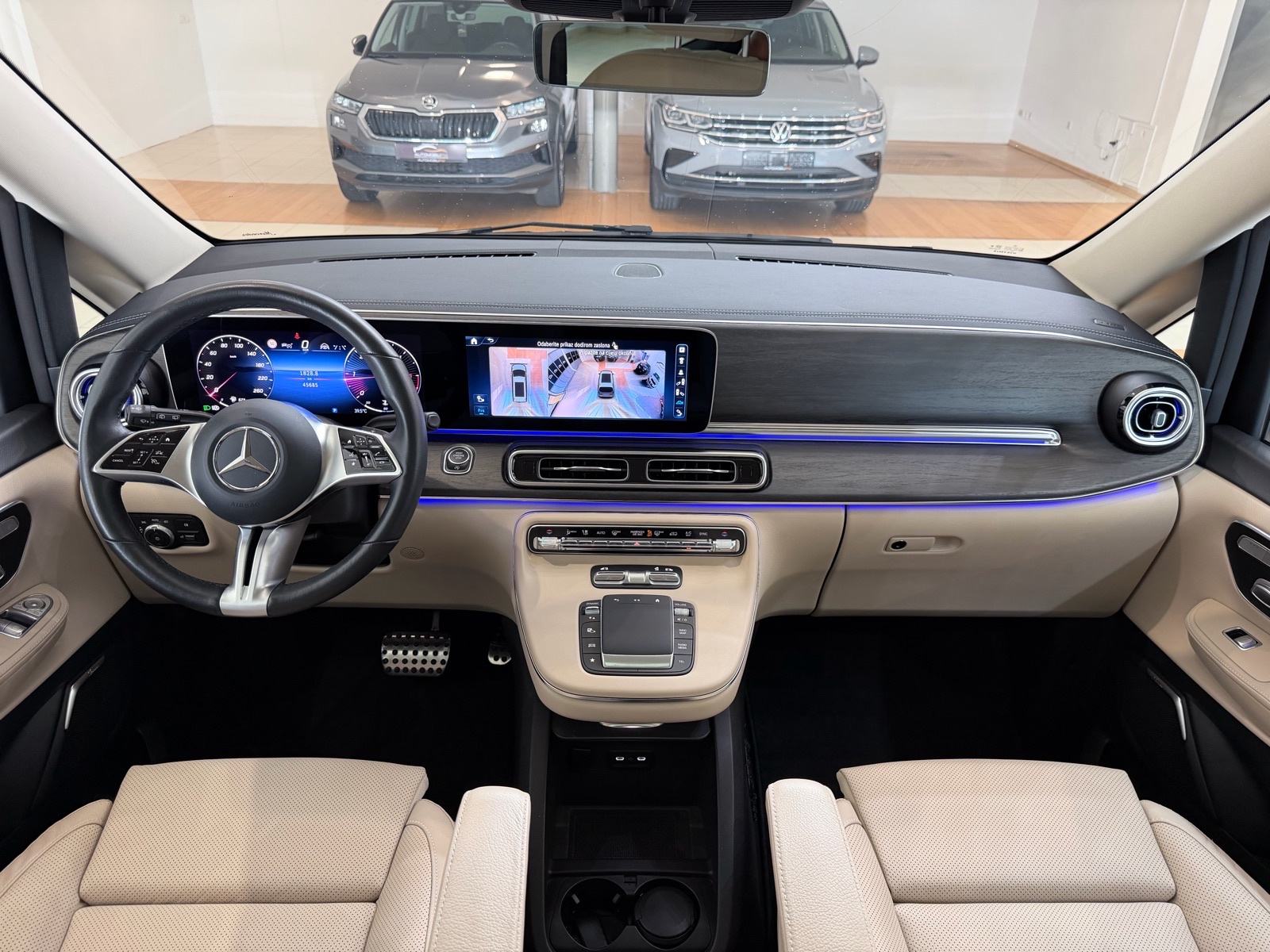 Mercedes-Benz V-klasa 300d | 4 MATIC | AMG LINE | AVANTGARDE | PANO, fotografija 15