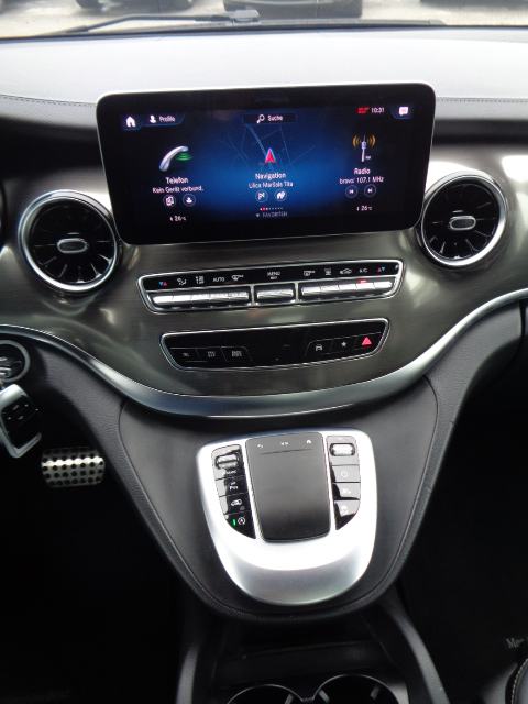 Mercedes-Benz V-klasa 300 D 4Matic; 7 sjed.; Koža; Navi; Kamere; Tooop, fotografija 19