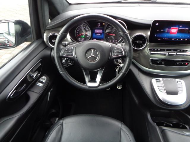 Mercedes-Benz V-klasa 300 D 4Matic; 7 sjed.; Koža; Navi; Kamere; Tooop, fotografija 17