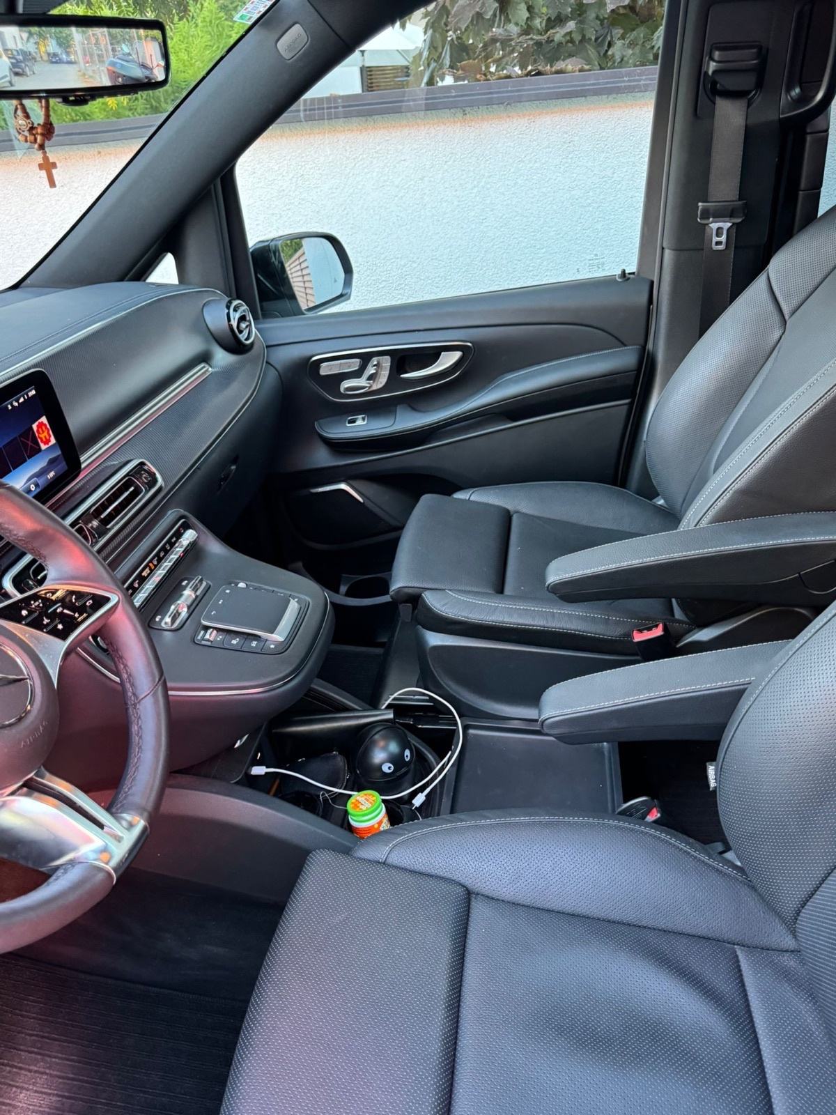 Mercedes-Benz V-klasa 300 D Amg automatik..2025g Hr auto..Garancija!, fotografija 3