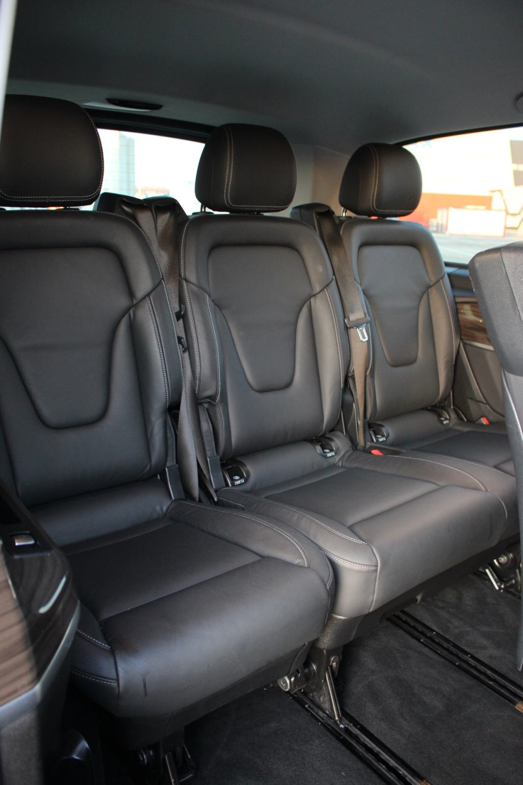 Mercedes Benz V300d Long•Avantgarde•Airmatic•Kamere 360•El.vrata•8 sje, fotografija 20