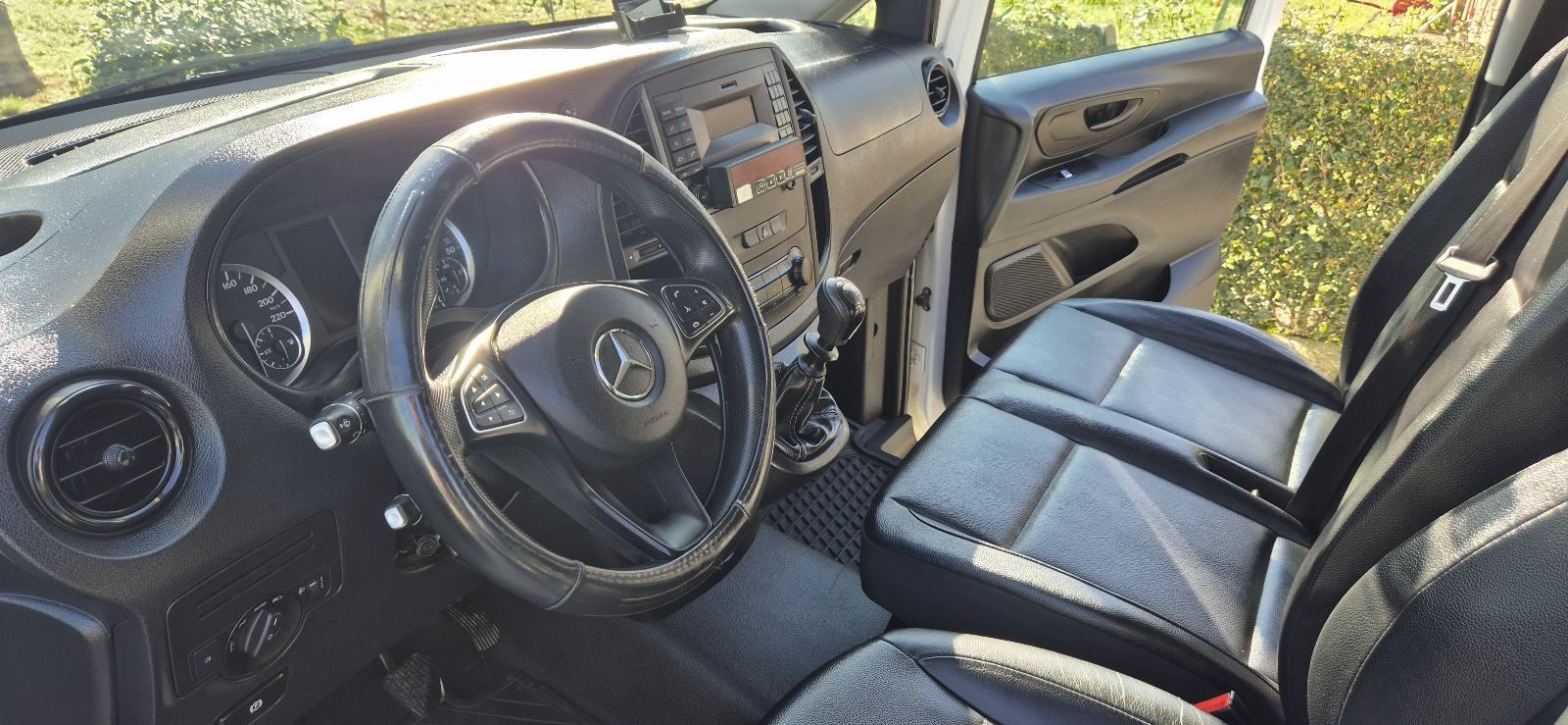 Mercedes-Benz Vito 111 CDI, fotografija 12