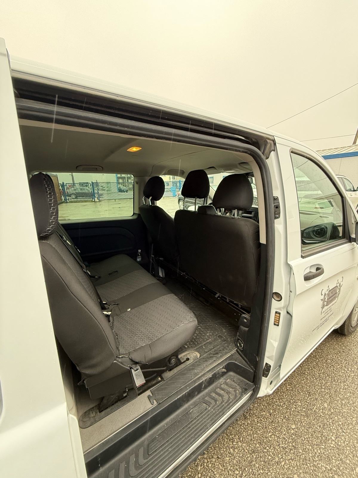 Mercedes-Benz Vito 111 CDI, fotografija 15