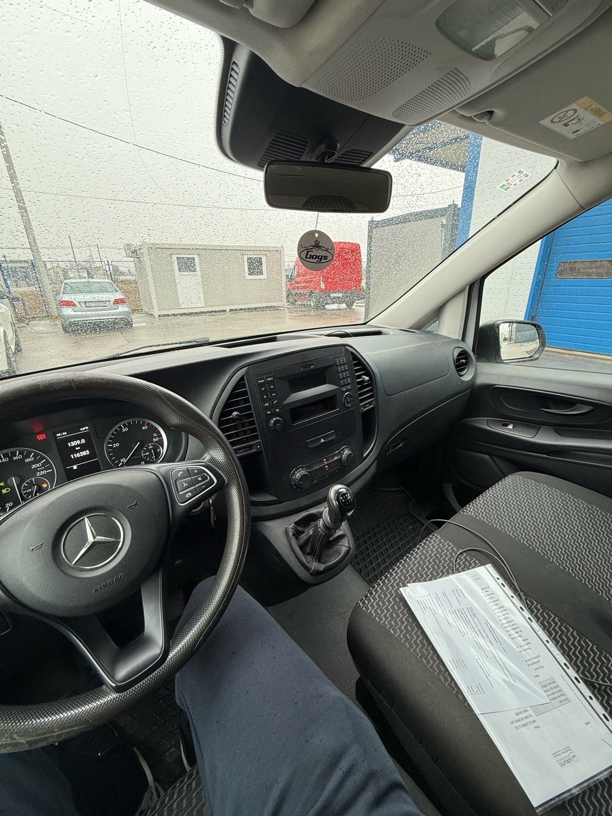 Mercedes-Benz Vito 111 CDI, fotografija 19
