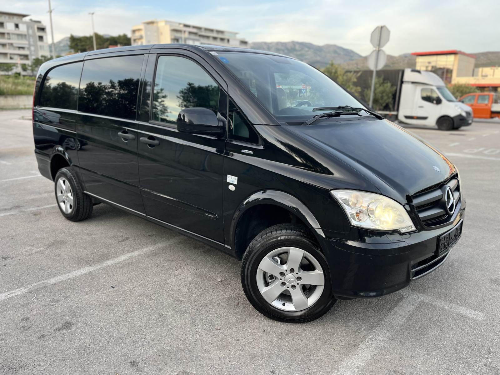 Mercedes-Benz Vito 113 CDI 4x4 maxi, automatik, MIXTO, 5 sjedala, fotografija 6