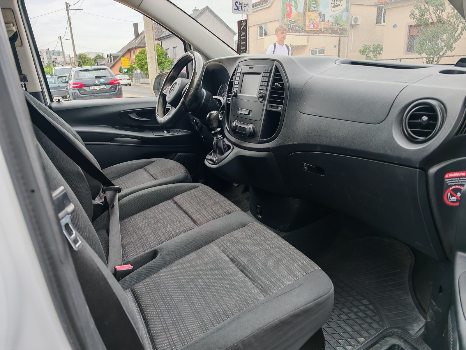 Mercedes-Benz Vito 114 CDI , dva reda sjedala, fotografija 8