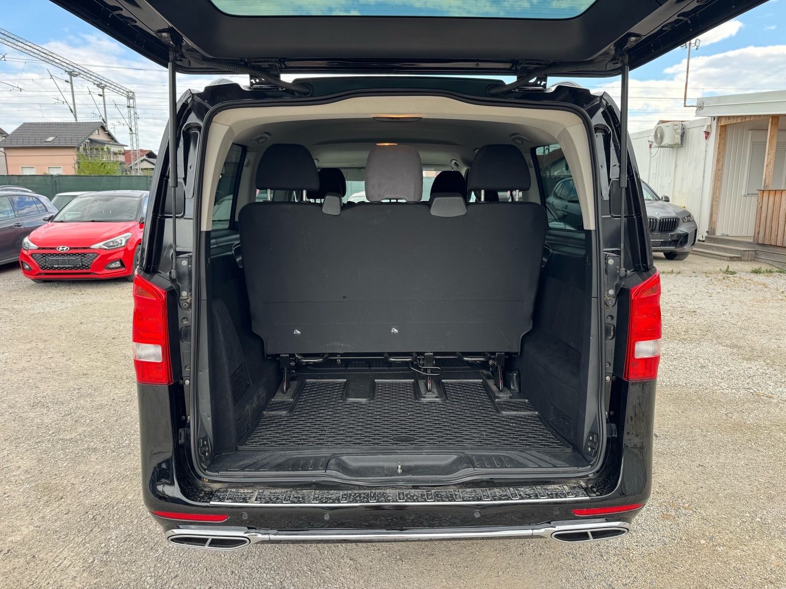 Mercedes-Benz Vito Maybach, Automatik, 9 sjedala, fotografija 14