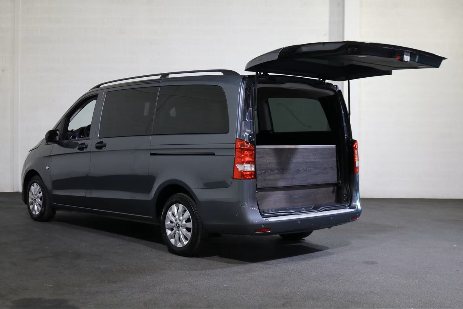 Mercedes-Benz Vito POGREBNO VOZILO, fotografija 9