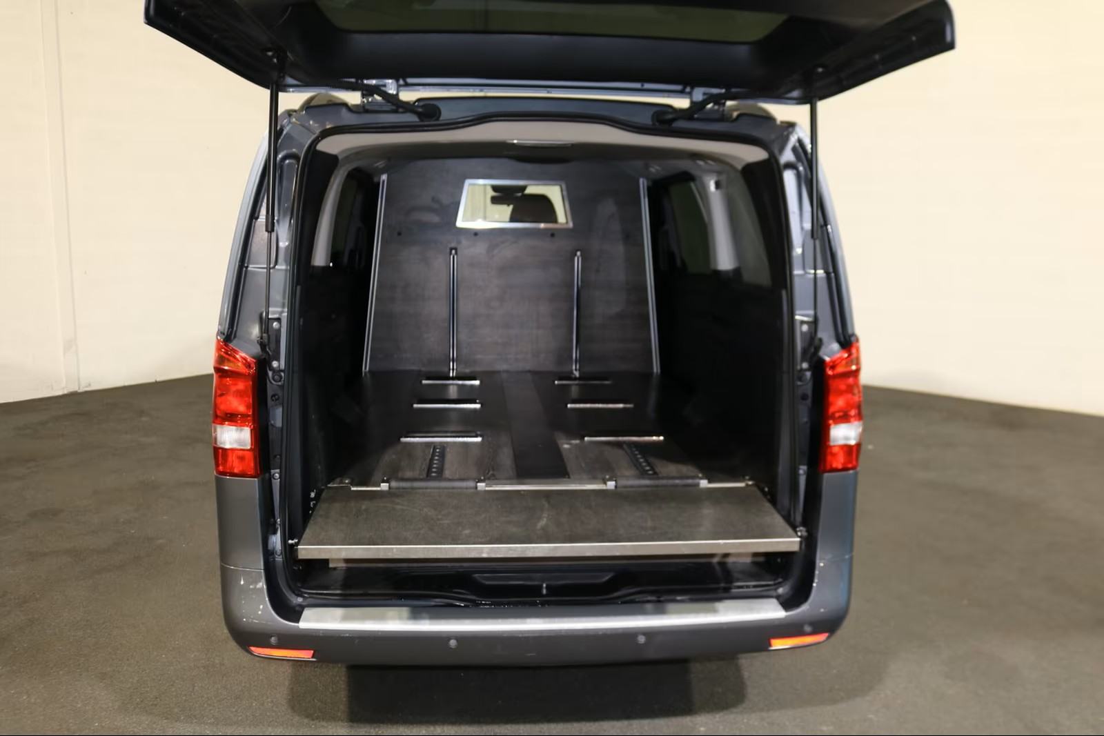 Mercedes-Benz Vito POGREBNO VOZILO, fotografija 13