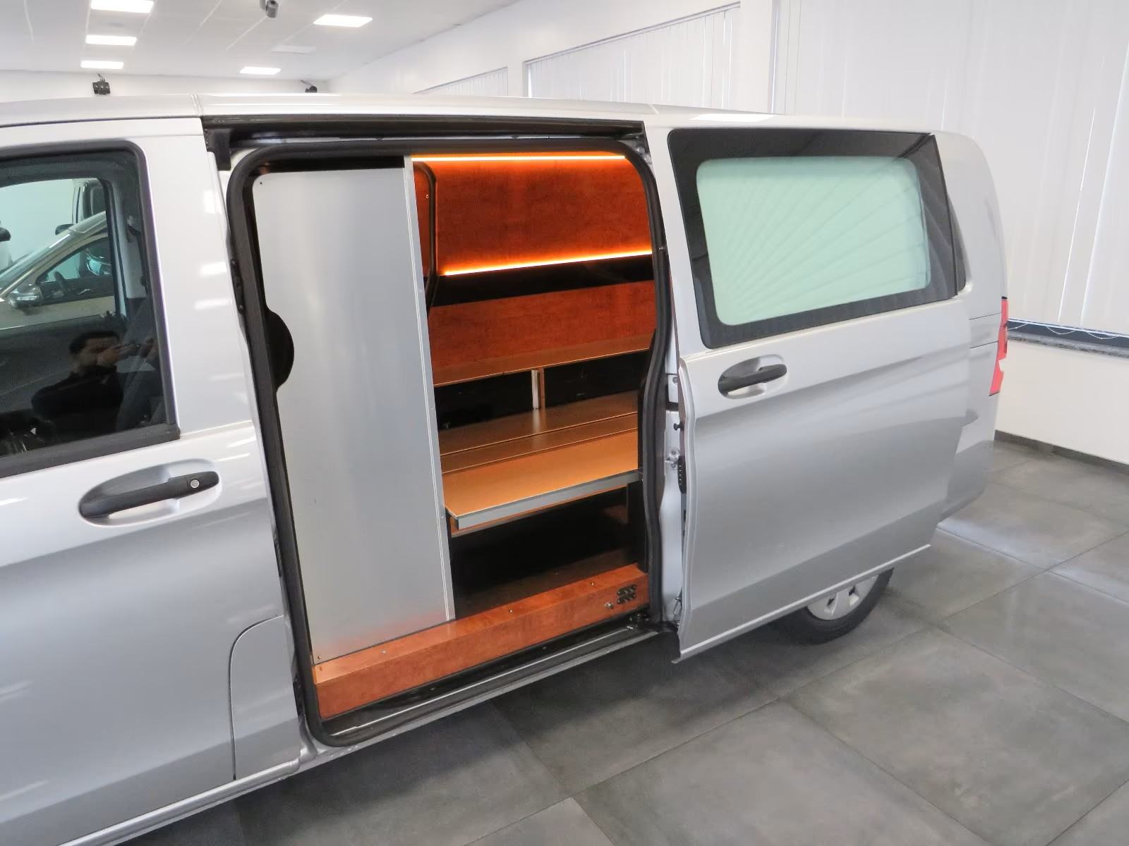 Mercedes-Benz Vito POGREBNO VOZILO, fotografija 14
