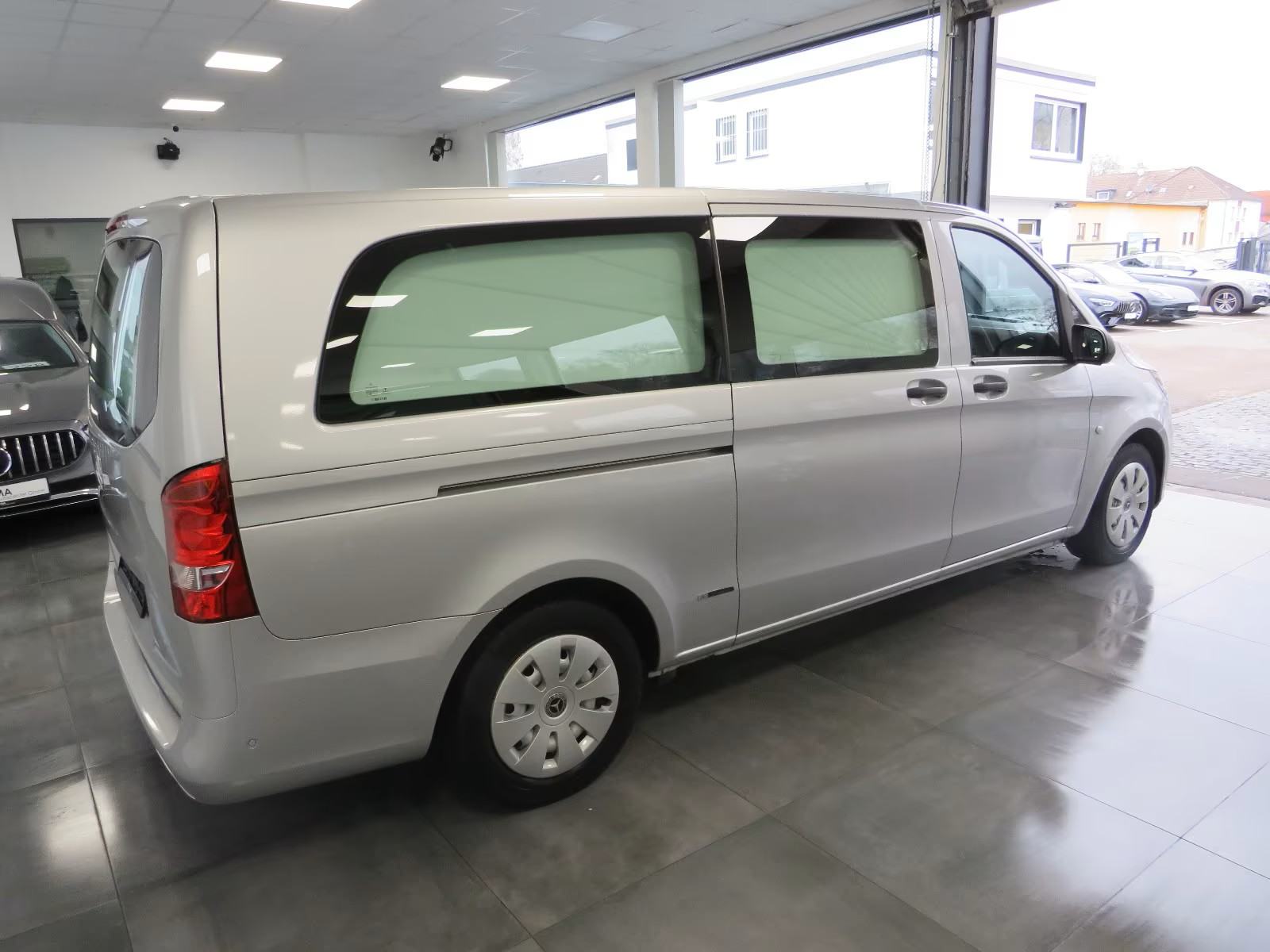 Mercedes-Benz Vito POGREBNO VOZILO, fotografija 5