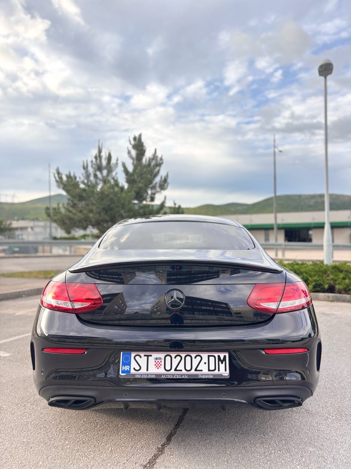 Mercedes-Benz W205 Coupe 220d AMG, fotografija 7