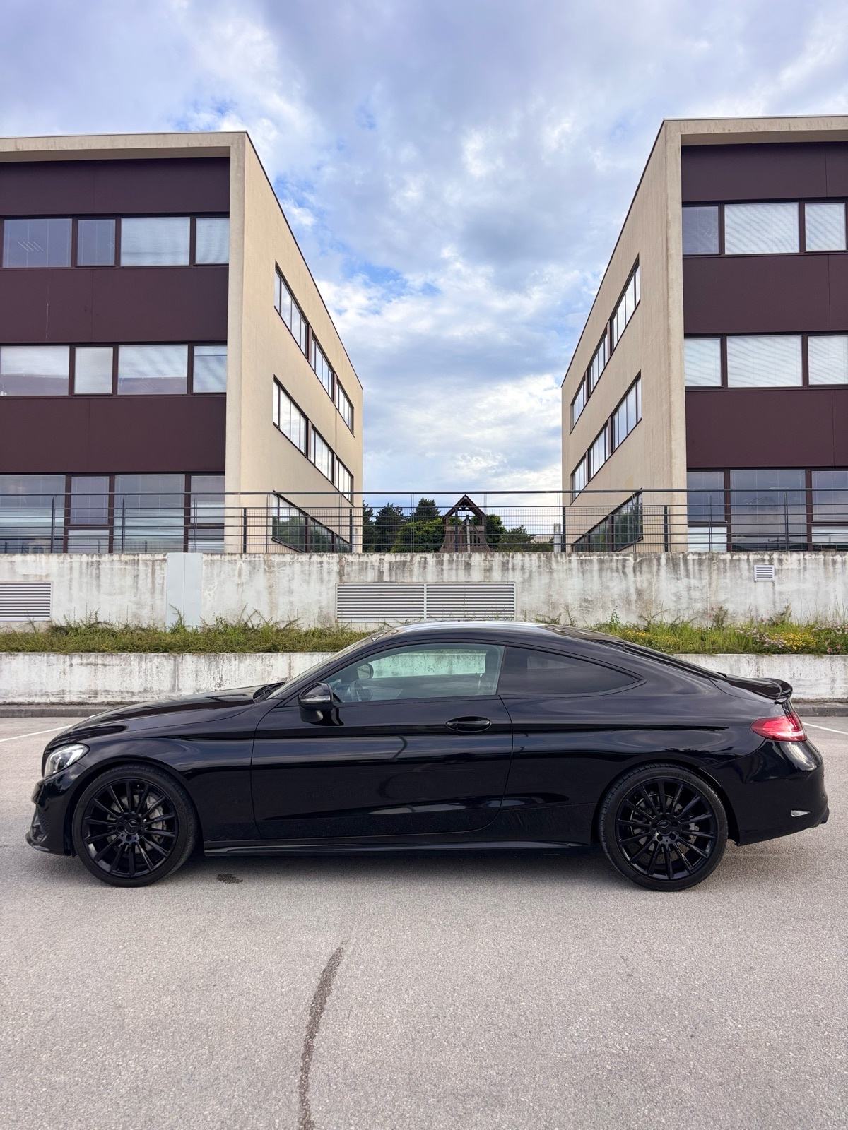 Mercedes-Benz W205 Coupe 220d AMG, fotografija 9