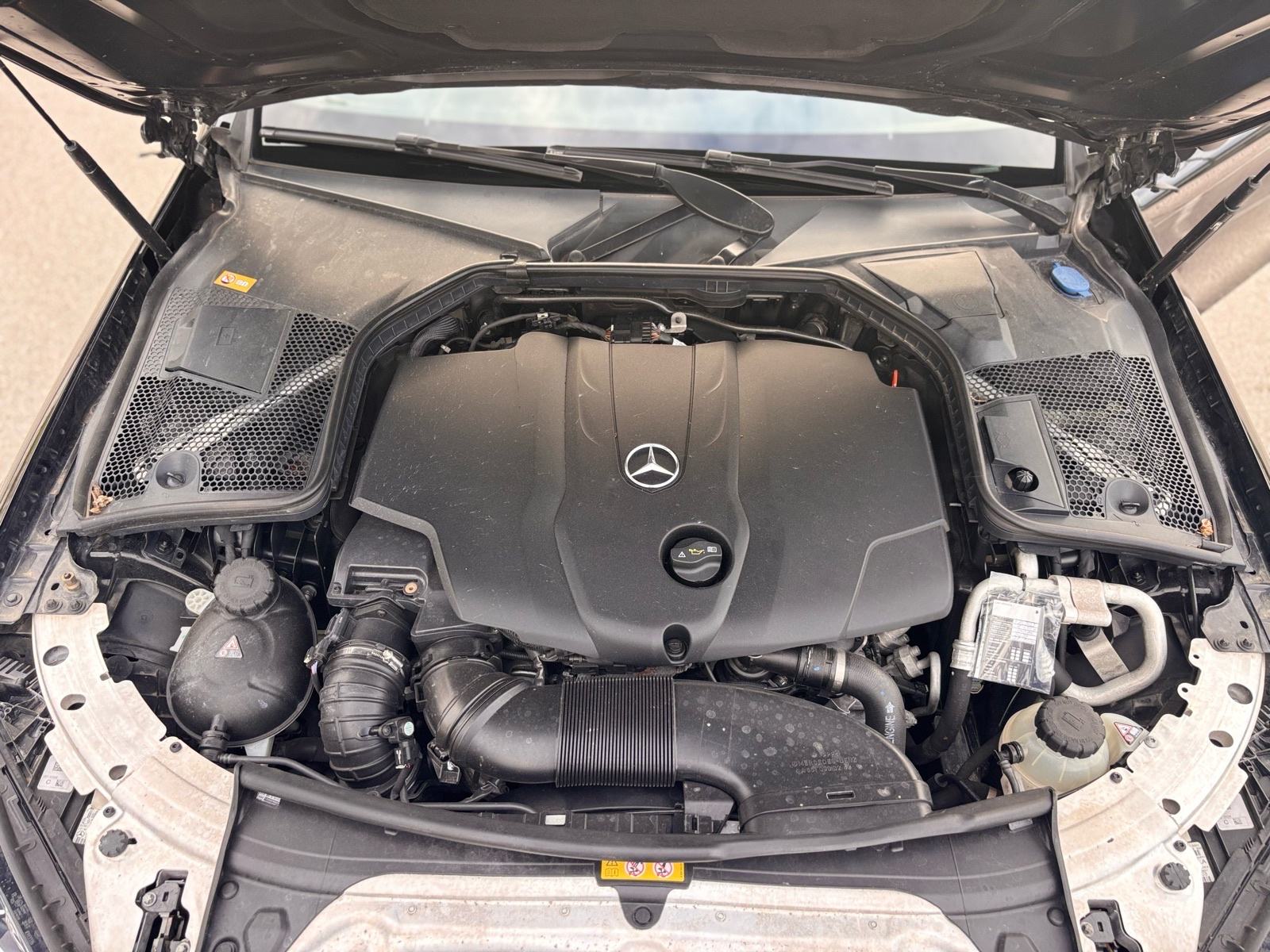 Mercedes-Benz W205 Coupe 220d AMG, fotografija 12