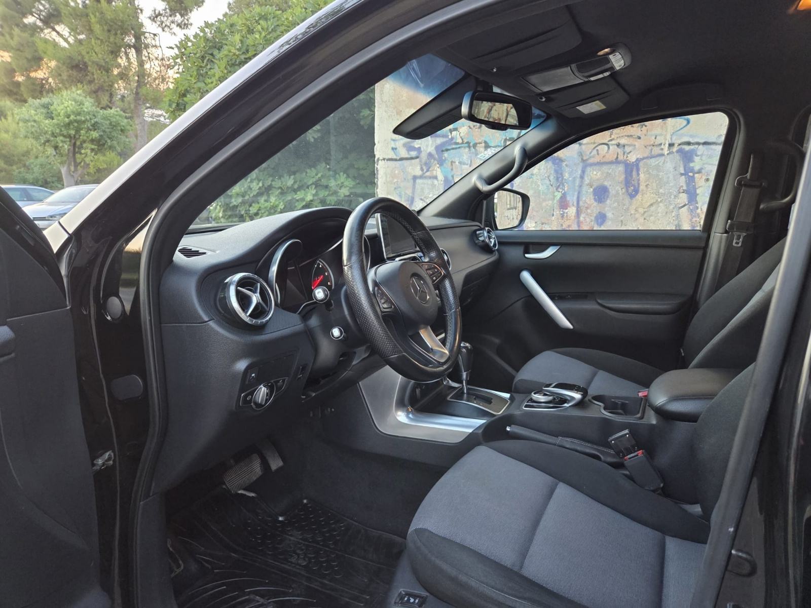 Mercedes-Benz X-klasa 2.5, fotografija 12