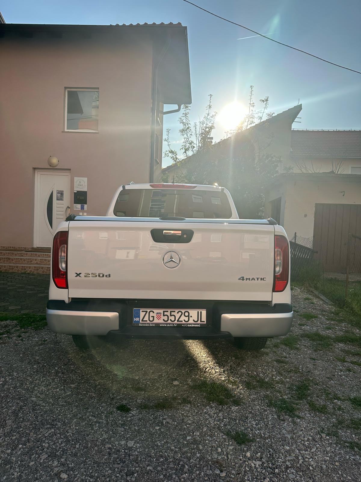 Mercedes-Benz X-klasse x250d KARTICE-ZAMJENA, fotografija 8