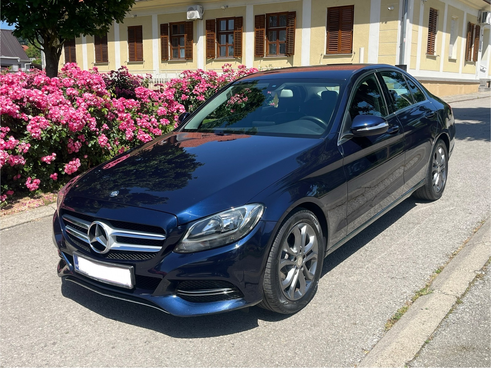 Mercedes C180d Avantgarde Odlično stanje *zamjena*, fotografija 4
