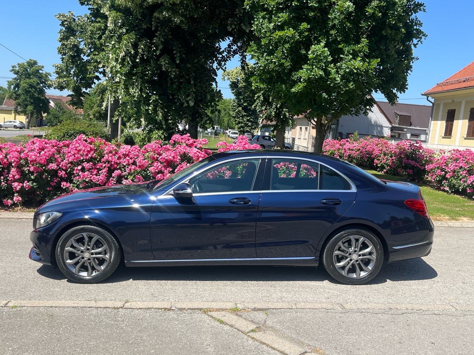Mercedes C180d Avantgarde Odlično stanje *zamjena*, fotografija 18