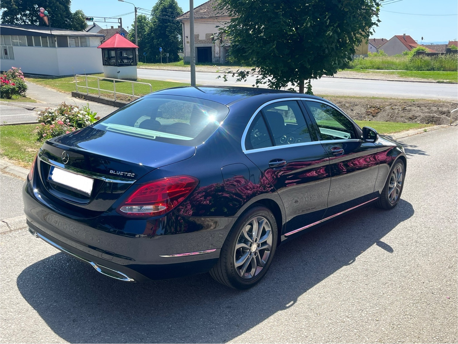 Mercedes C180d Avantgarde Odlično stanje *zamjena*, fotografija 19