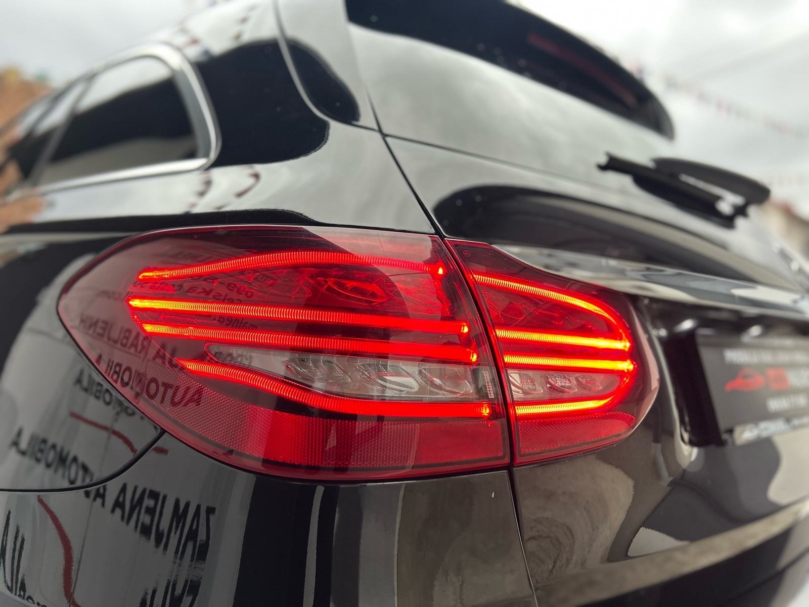 MERCEDES C 200 Cdi 2019g NOVI MODEL //AMG PAKET// TOP STANJE, fotografija 13