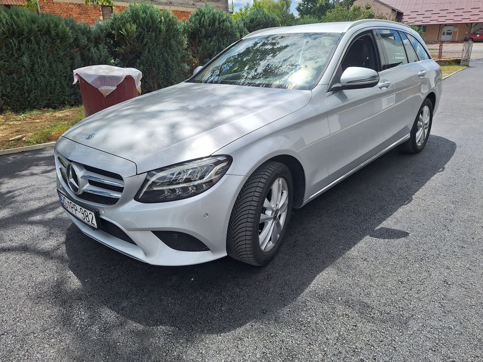 BEZ JAMSTVA 14490, Mercedes C-200 D,garanc 1g,reg+kasko 1g,servis, pogled izvana - slika 1