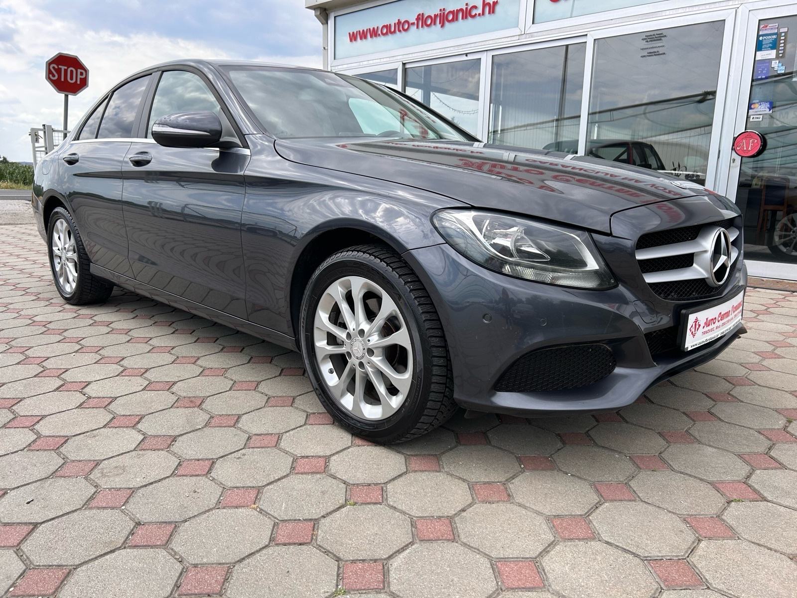Mercedes C 220 CDI 2014.,AUTOMATIK, NAVI, PARK SENZ.,ALU 17, SERVIS, fotografija 3