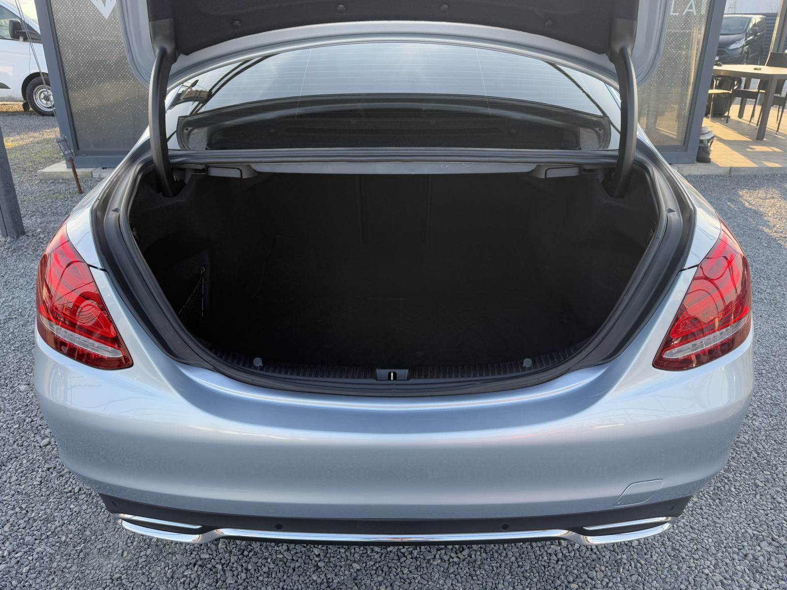 Mercedes C 220 CDI ** AVANTGARDE, DISTRONIC, VELIKA NAVI, ALU 17 **, fotografija 18