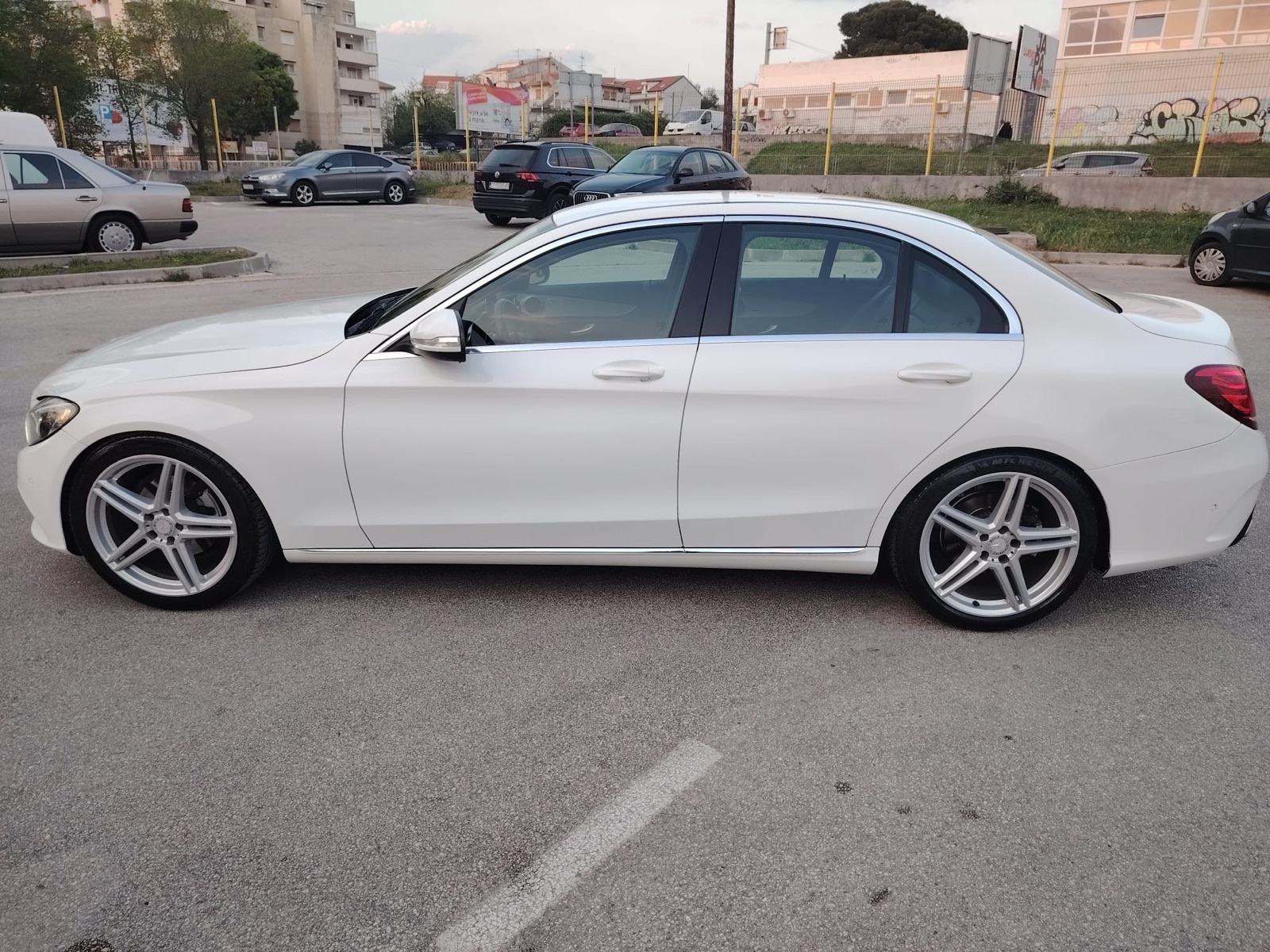 Mercedes-C 220 D automatik Avantgard, fotografija 3